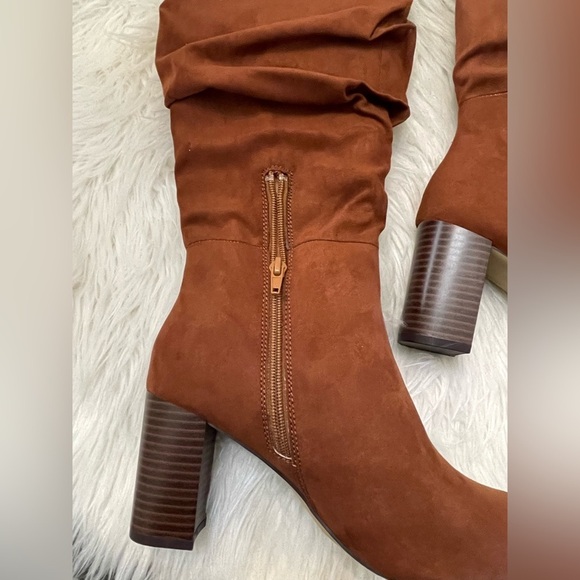 Just Fab~ Fiona Slouched Heeled Boot Luggage casual classic comfy 6.5 NIB - Picture 5 of 8